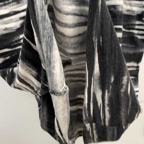 Alternative T shirt - Picture 4 of 9